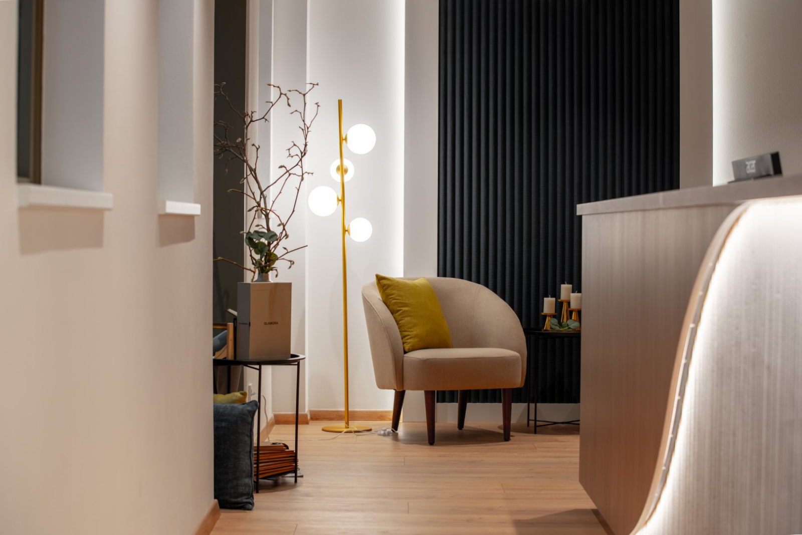 2 00035 Steinertor Office