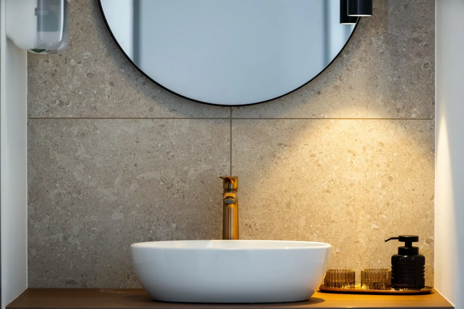 10 00083 Steinertor Office