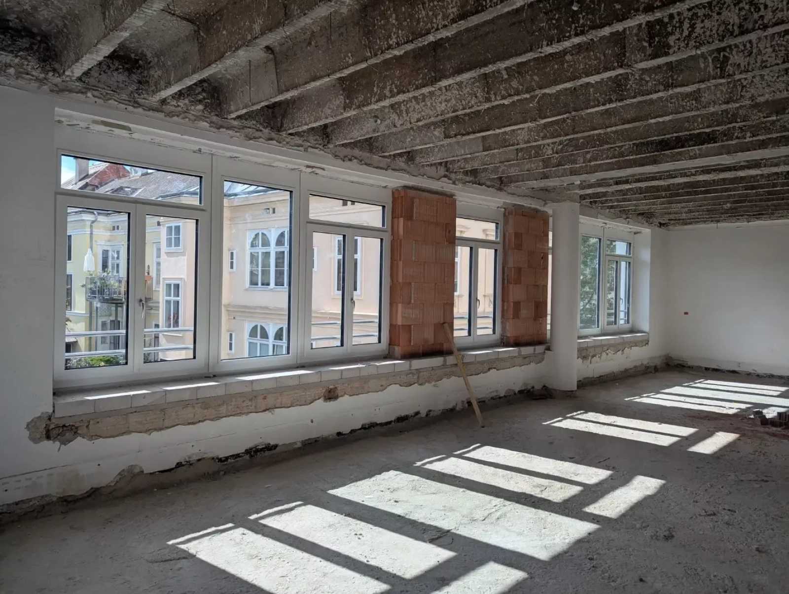 PXL 20250905 084508773